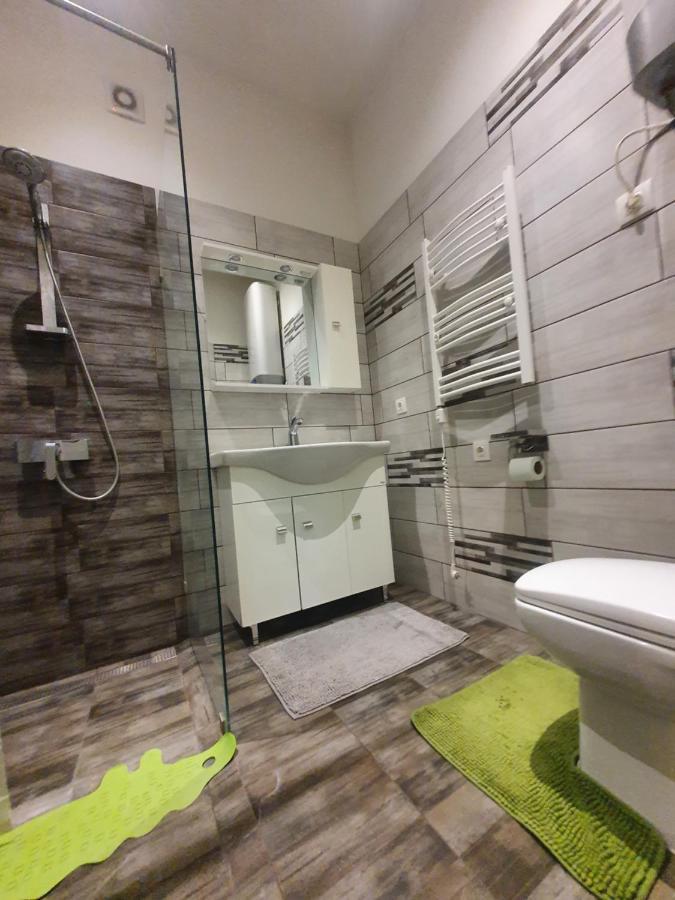 Art-Club Apartment With Air Condition Будапеща Екстериор снимка