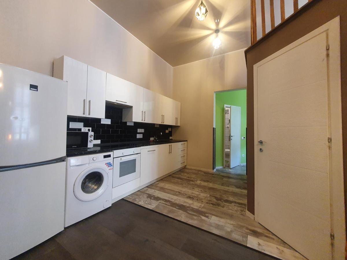 Art-Club Apartment With Air Condition Будапеща Екстериор снимка