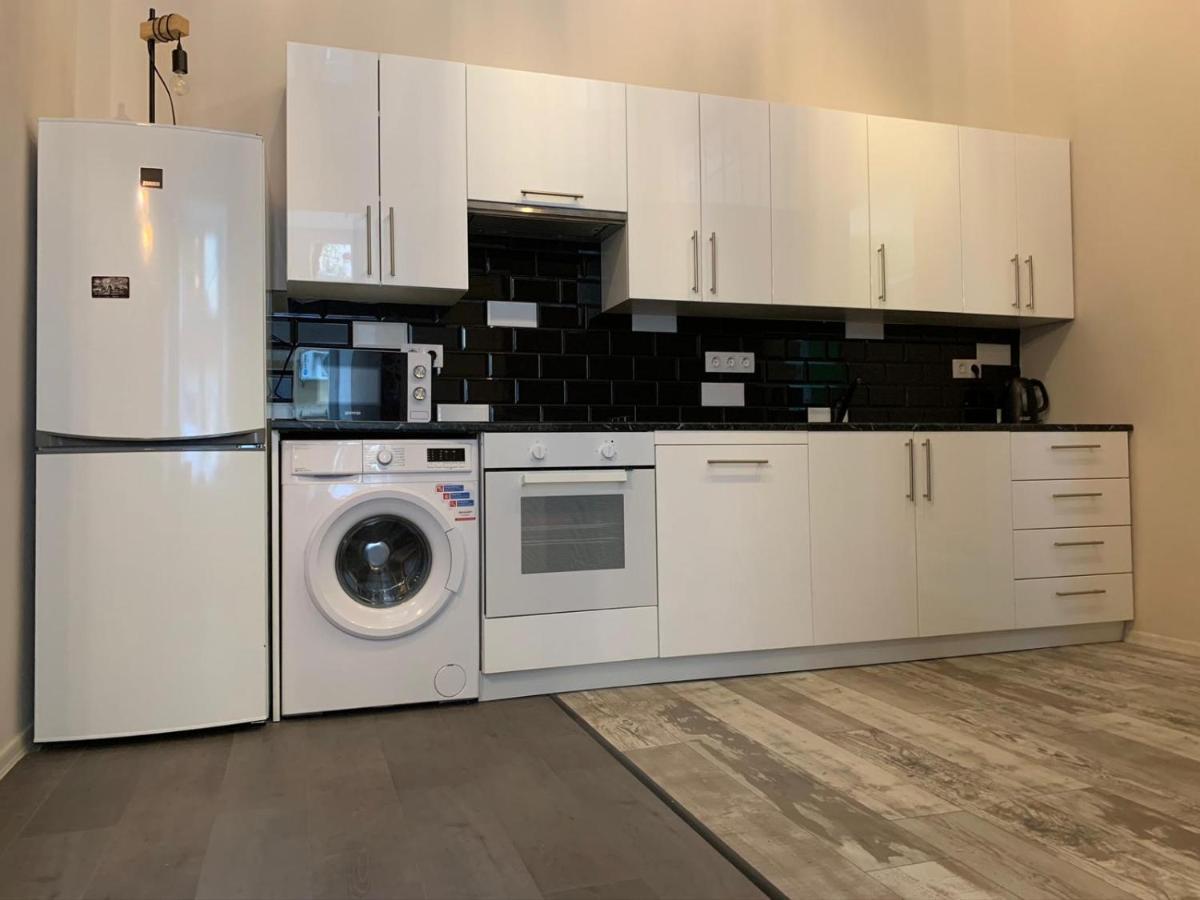 Art-Club Apartment With Air Condition Будапеща Екстериор снимка